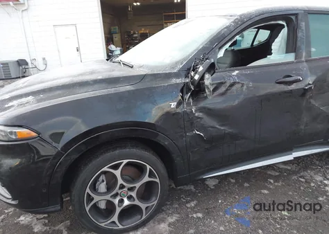 2024 Alfa Romeo Tonale Ti Eawd from USA, damaged, VIN ZASPATCW0R3032282